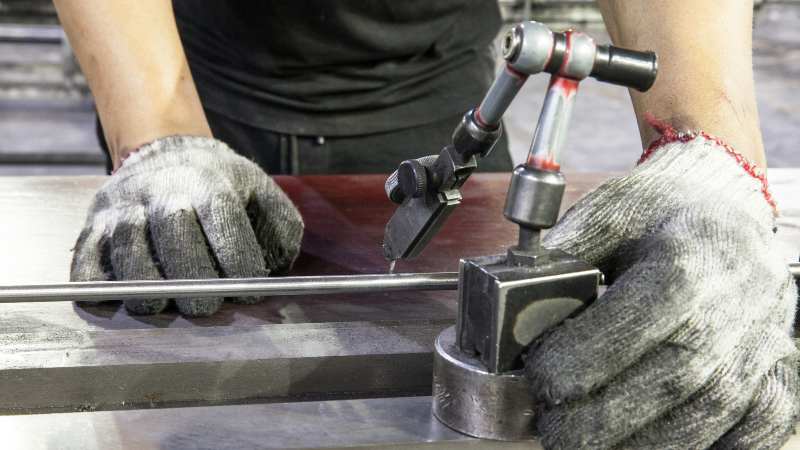 环保易车铁用什么车刀车